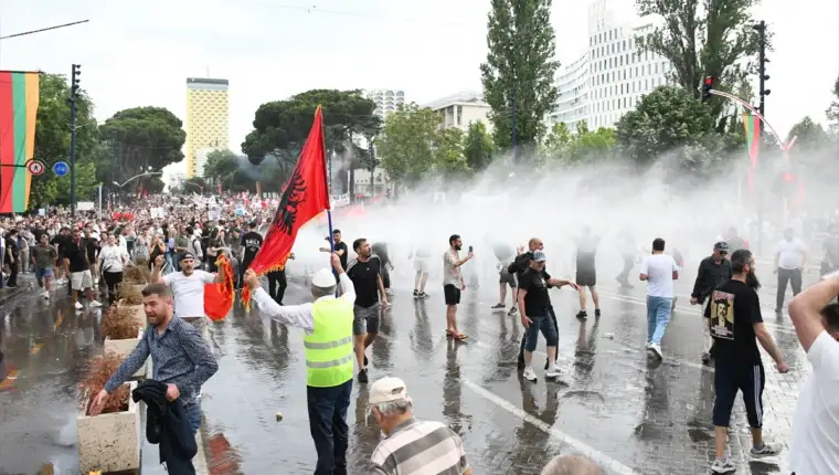 Ekalacija tirana