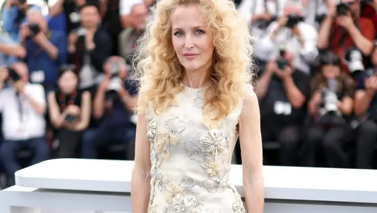 Curly hair really care Love you miumiu Dress miumiu archive s s 22 Styling marthaward Hair