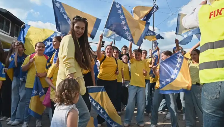 Volimo te Bosno