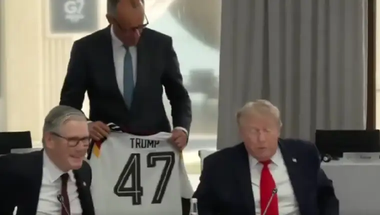 Merz trump dres