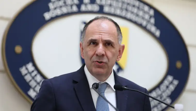 George Gerapetritis fena