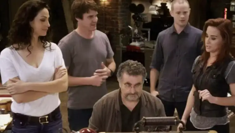 warehouse 13
