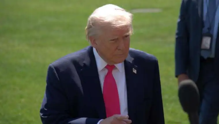 Trump 60