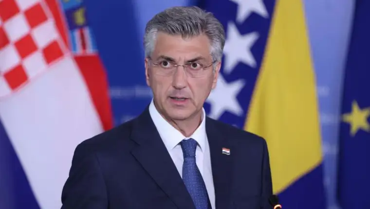 L 130d9d20b7454f03ea0e11920c0e59df