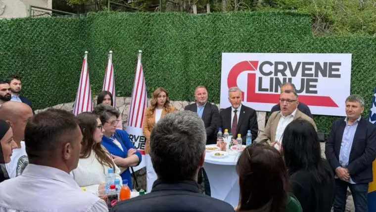 Crvene linije fb