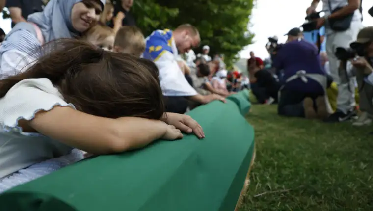 Srebrenica fena2