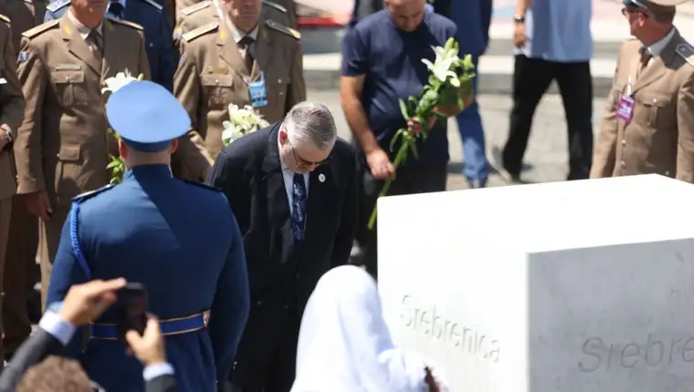 Delegacije cvijece srebrenica fena 7