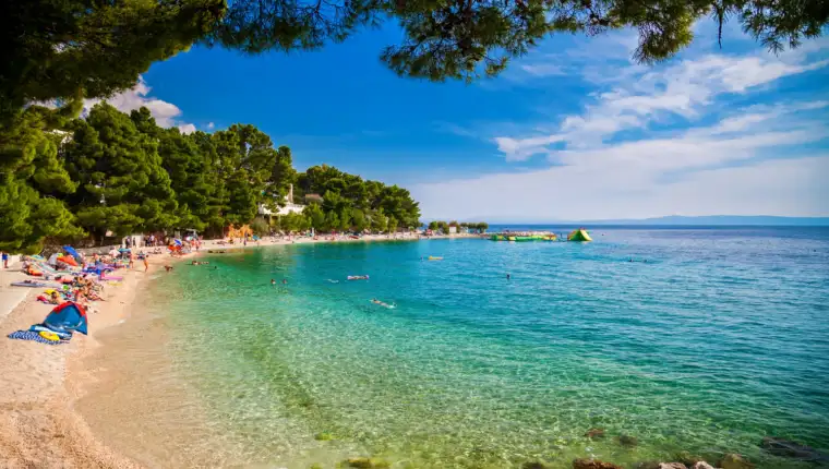 hrvatska plaža freepik