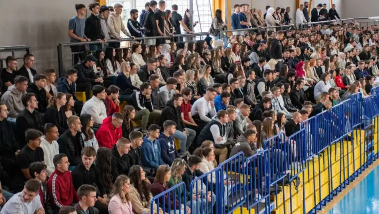 Studenti