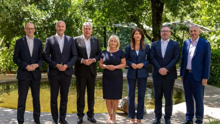 Hdz s ambasadorima