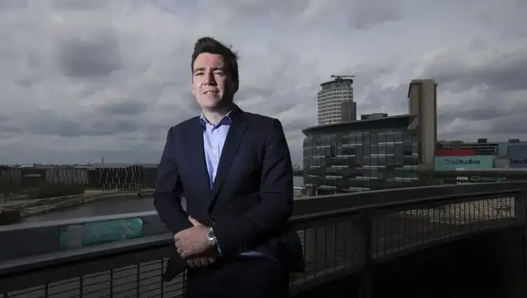 Andy Burnham aa