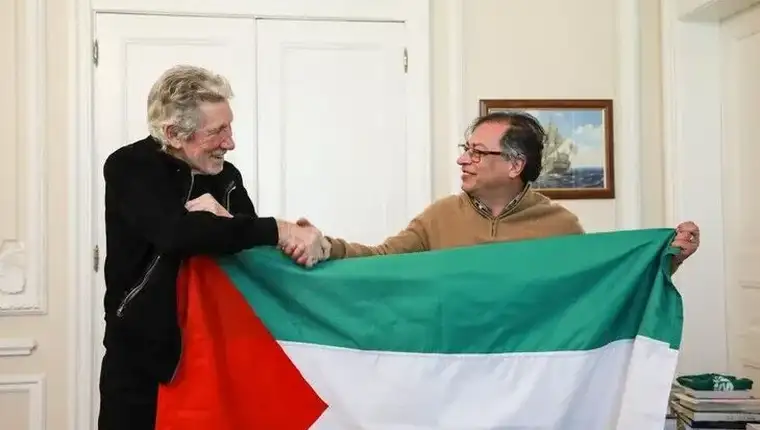 Roger Waters aa