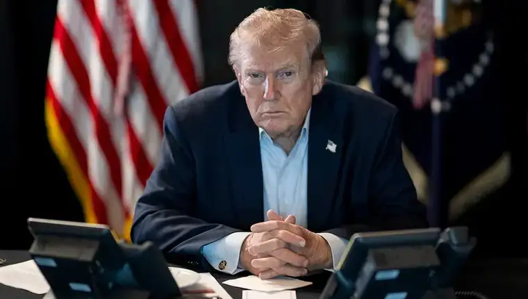 Trump aa