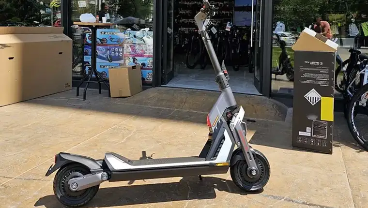 Elektricen trotinet segway kickscooter gt1e 6