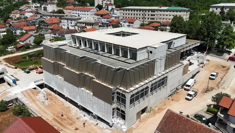 Hotel grude dron 4