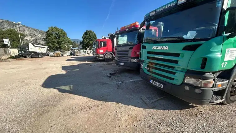 Kamioni komunalnog mostar webp