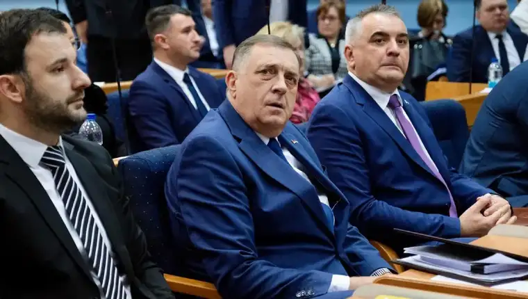 Milorad dodik savo minic