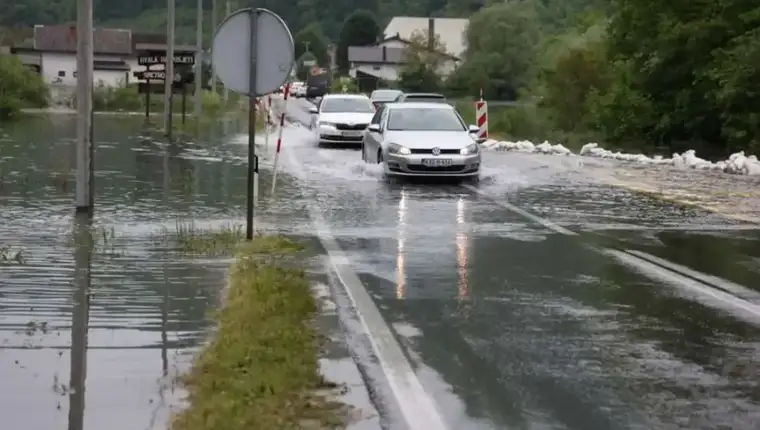 Poplave