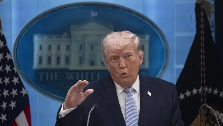 Trump aa