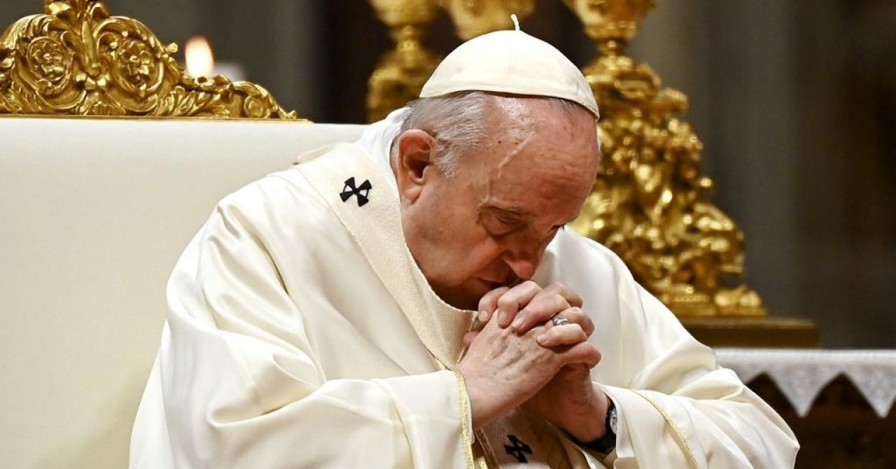 Papa Franjo ide na hitnu operaciju Vatikan