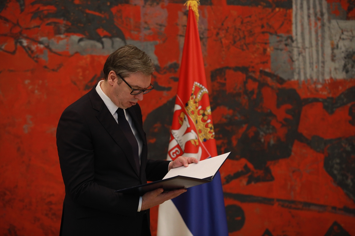 Oni će voditi Srbiju u narednom mandatu alensandar vučić u vladi čita sa pipira
