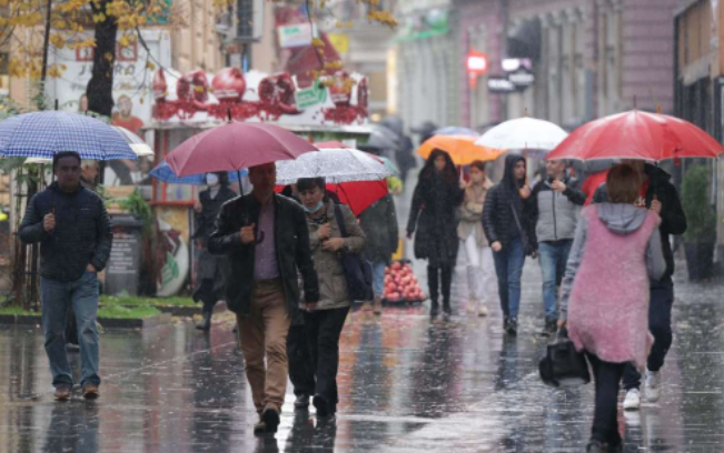 Objavljena je vremenska prognoza za vikend. Danas će u Bosni i Hercegovini biti djelomično vedro, povremeno sa slabim lokalnim pljuskovima