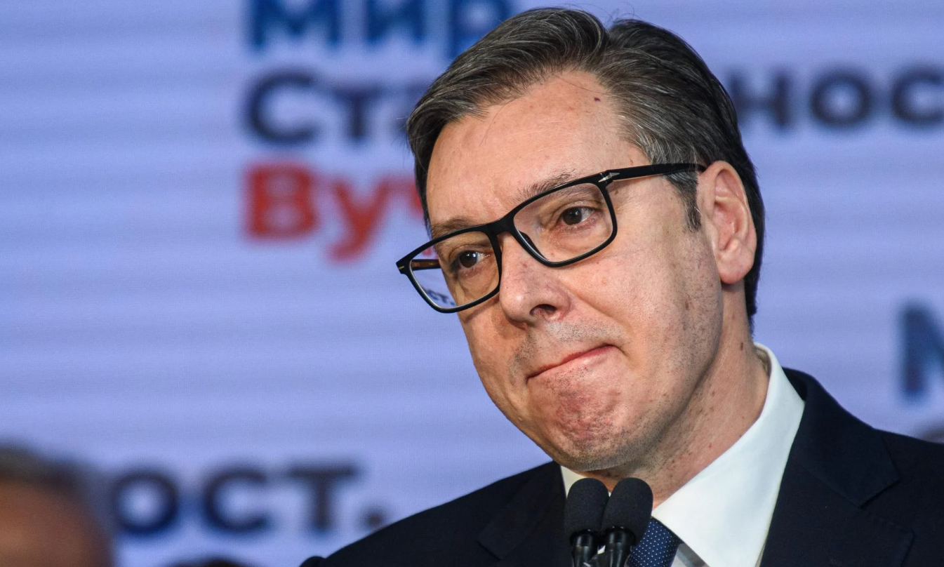 Aleksandar Vučić je otkazao sve posjete inostranstvu i zakazao vanrednu sjednicu Vlade Srbije