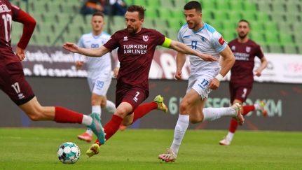 UEFA zabranila da igrači FK Sarajevo na dresu nose Cvijet Srebrenice ...