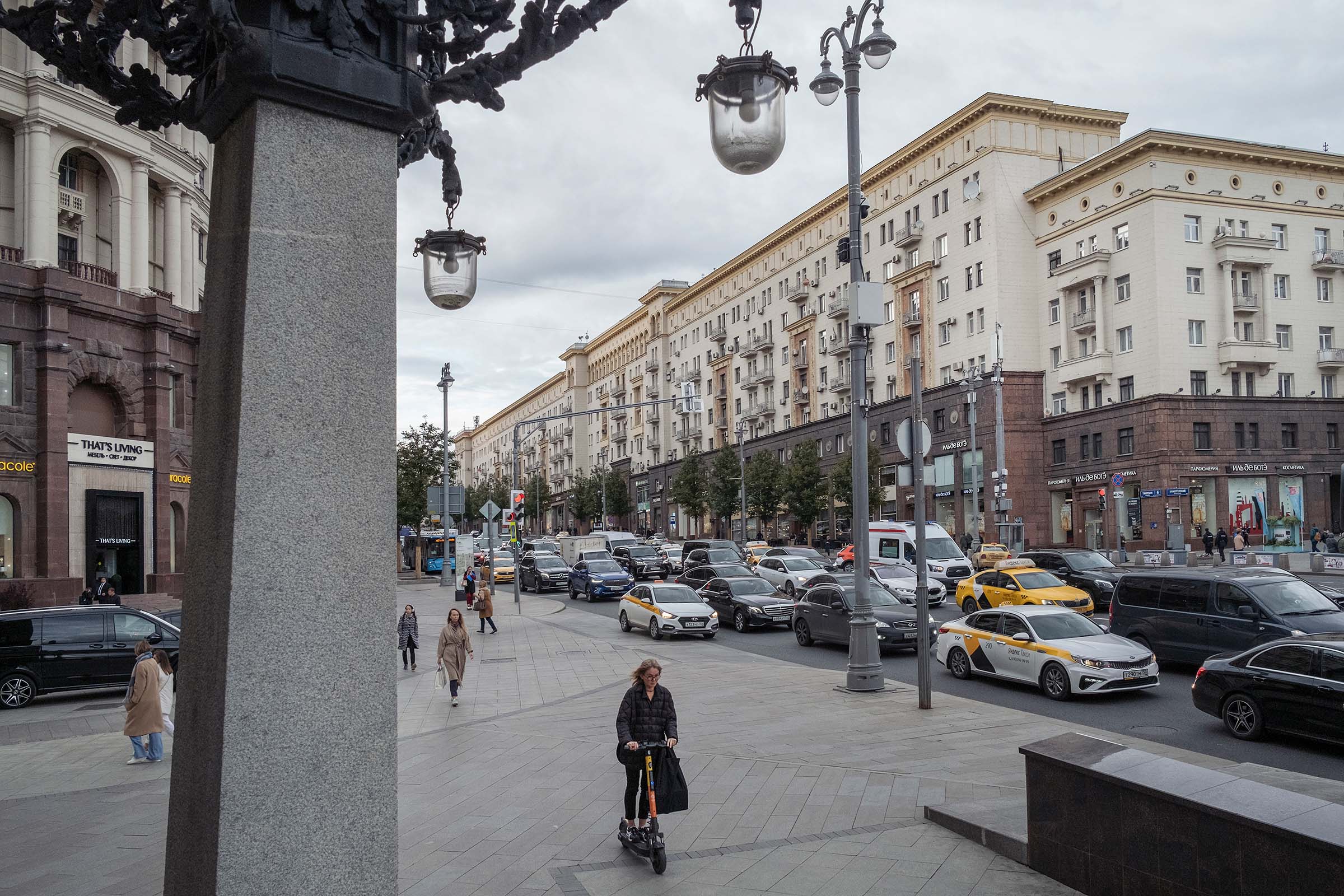 Gdje su isparili muškarci iz Moskve Jesen žene na ulicama moskve