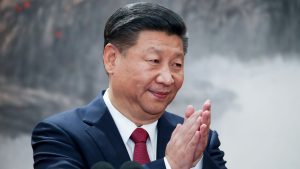 moći 'cara' Kine xi Jinping trlja ruke