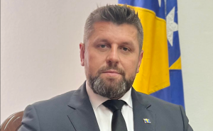 Duraković Potpredsjednik Republike Srpske Ćamil Duraković pokrenuo je inicijativu da se u tom bh. entitetu pristupi izmjenama Krivičnog zakona RS