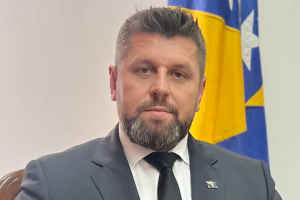 Duraković Potpredsjednik Republike Srpske Ćamil Duraković pokrenuo je inicijativu da se u tom bh. entitetu pristupi izmjenama Krivičnog zakona RS