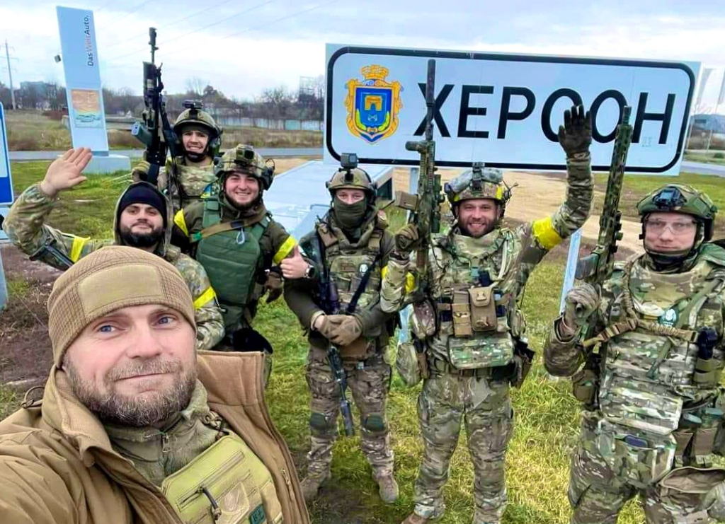 povukli iz Hersona ukrajinska vojska u hersonu
