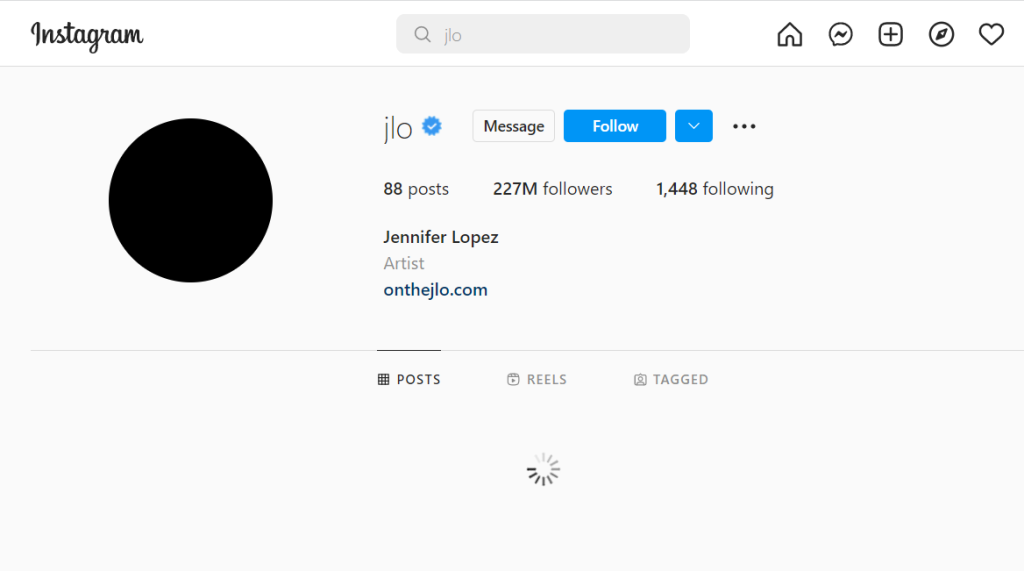 Jennifer Lopez postavila crnu sliku na Instagram kao profilnu profil J.Lo na Instagramu sa kvačicom nema objava ima 227 miliona pratitelja ona prati 1448 ljudi
