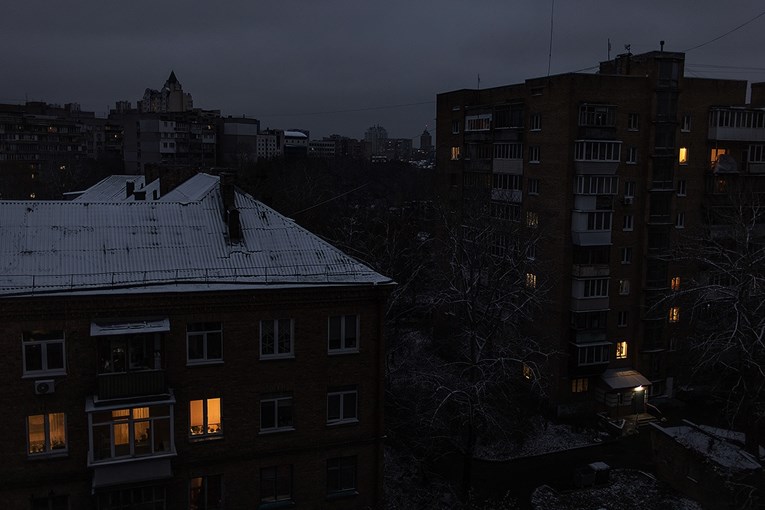 Milioni ljudi u i oko Kijeva ostali su bez struje i grijanja