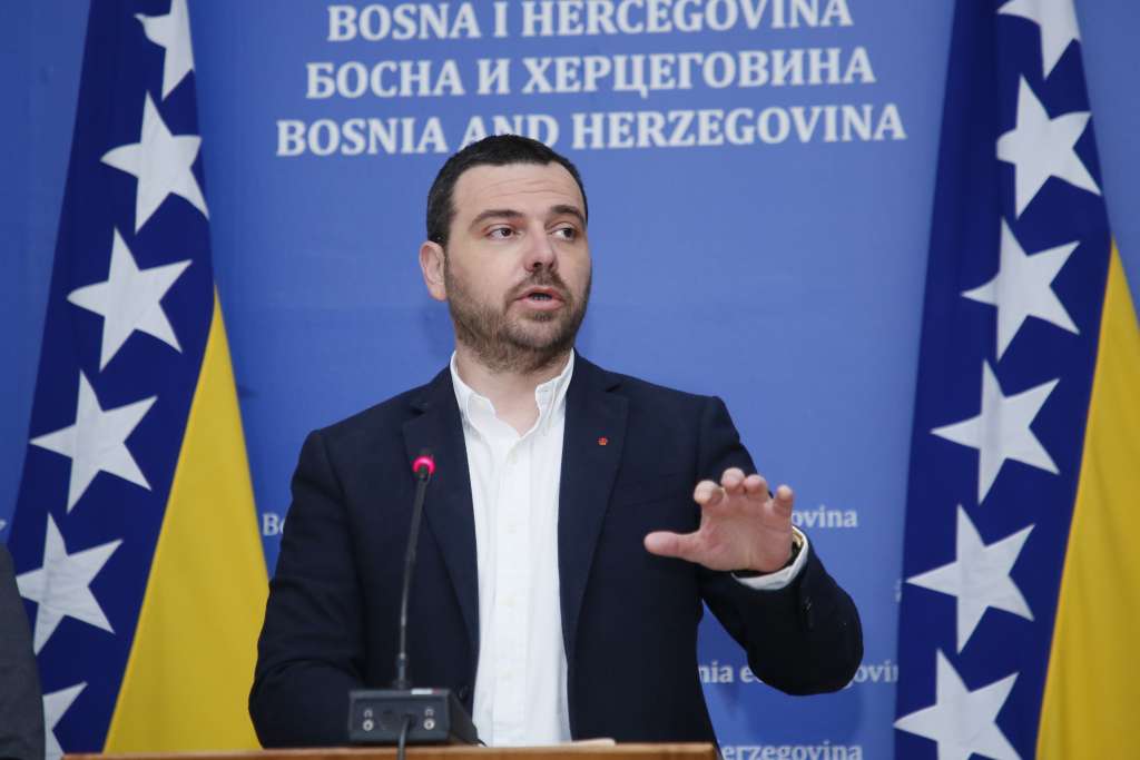 Magazinović pozvao da se ukine porez na donacije kako ne bi bacali hranu nego je donirali onima kojima je potrebna