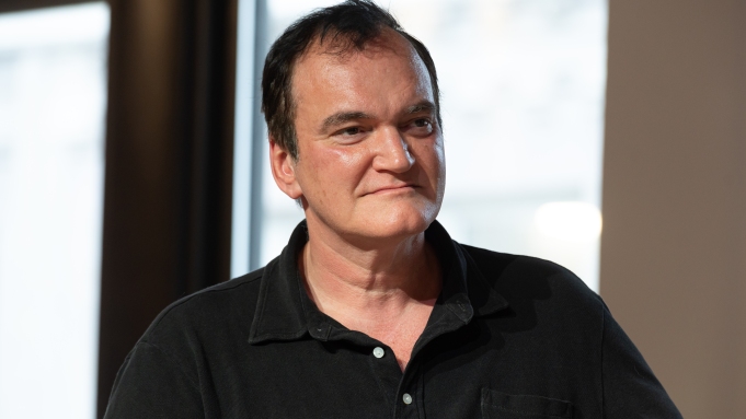 Tarantino otkrio Quentin tarantino u crnom portret
