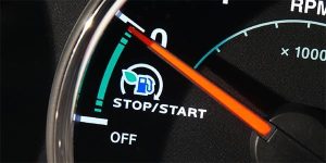 Start/stop sistem na komandnoj ploči automobila
