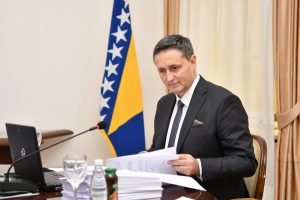 Denis Bećirović protiv je novih izmjena Ustava FBiH, koje bi rezultirale dodatnom supremacijom etničkog u odnosu na građanski princip