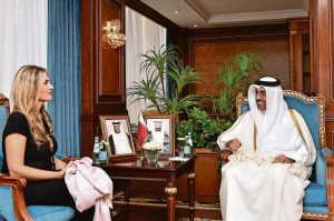 afere Qatargate Eva Kailí u razgovoru s ministrom rada Alijem bin Samih al-Marijem u Dohi krajem oktobra