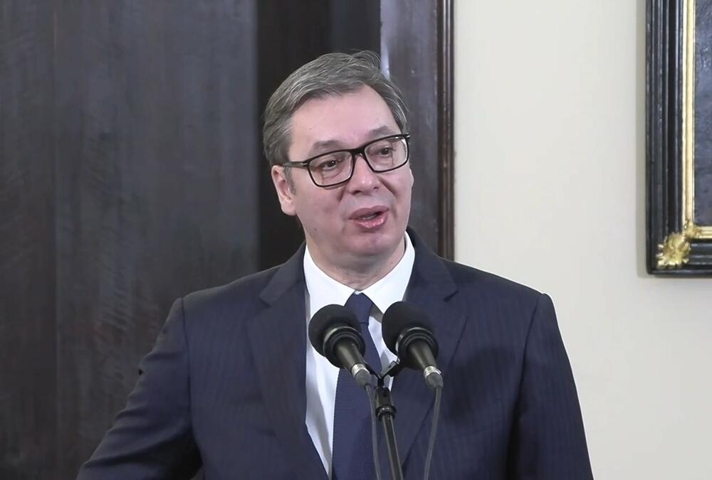 Aleksandar Vučić nakon sastanka sa Porfirijem osuo paljbu