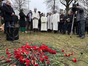 U glavnom gradu Švedske, održan je skup odavanja poštovanja Kur'anu. Odgovor na subotnji gnusni čin paljenja muslimanske svete knjige