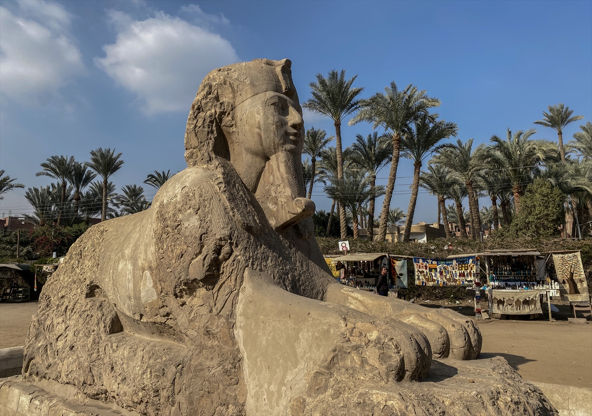 Historijski grad Mit Rahina, koji se nalazi oko 17 kilometara od egipatskih piramida, je grad koji je ujedinio sjever i jug starog Egipta