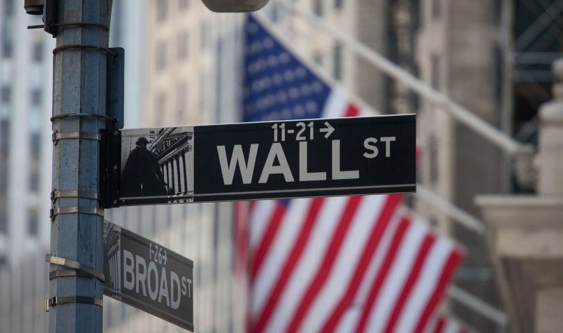 Wall Street, smješten u donjem dijelu Manhattana, postao je sinonim za finansijska tržišta SAD. Historija ulice seže mnogo dalje od berze