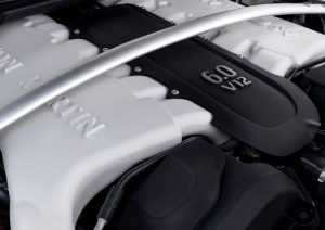 Aston Martin motor v12