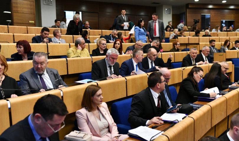 Mostarski SDP reagirao, Dom naroda FBiH, budžet FBiH