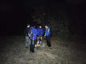Pripadnici Gorske službe spašavanja (GSS) Livanjskog kantona u srijedu su na planini Šator spasili trojicu planinara. pripadnici GSS sa planinarima noć plave jakne