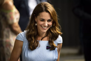 Kate Middleton otkrila je neobičan način na koji održava liniju te kako izgleda njezina rutina vježbanja i skakanje na trampolini