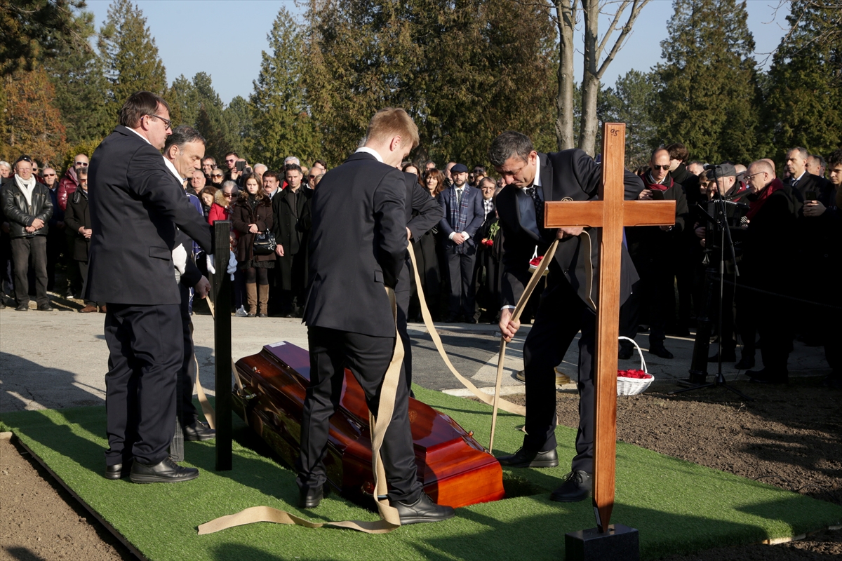 Pokopan Ćiro Blažević lijes križ