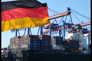 Podaci statističkog ureda pokazali su danas dramatičan pad njemačkog izvoza u decembru, odražavajući slabiju inozemnu potražnju